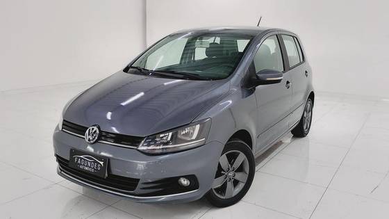 VOLKSWAGEN FOX 1.6 MSI TOTAL FLEX CONNECT 4P MANUAL VOLKSWAGEN FOX 1.6 MSI TOTAL FLEX CONNECT 4P MANUAL